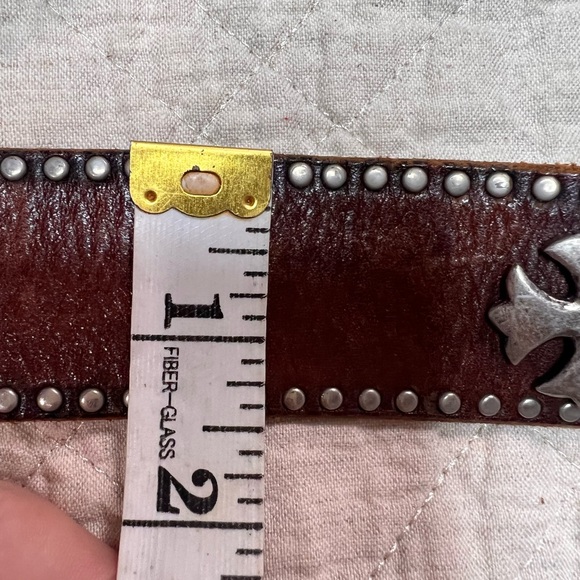 Genuine leather belt with rivets - Picture 5 of 7
